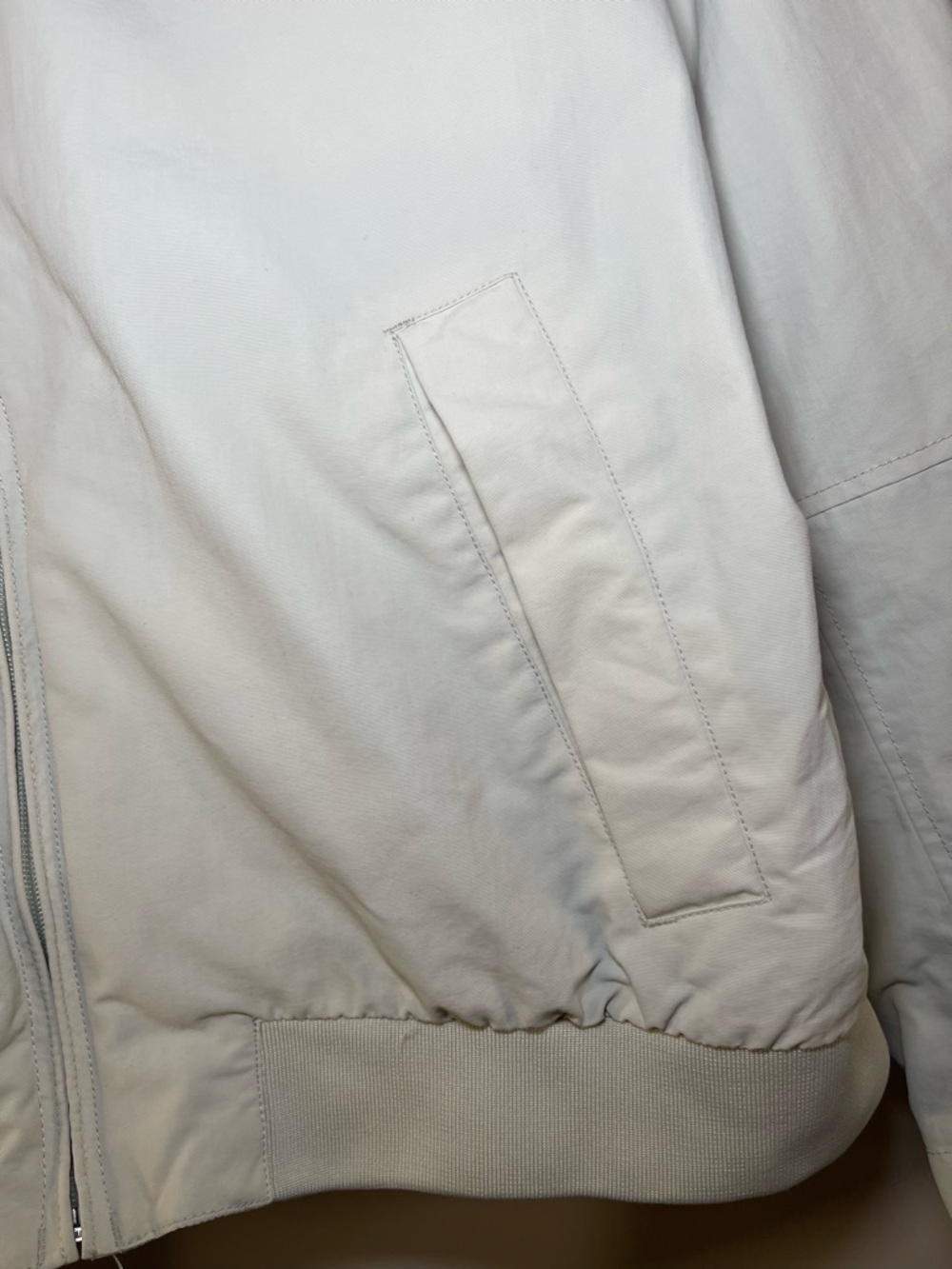 Tommy Hilfiger White Bomber Jacket with Navy Trim - Picture 5 of 8
